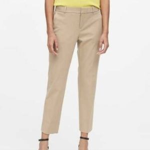 Banana Republic Avery-Fit Italian Flannel Straight Pant Machine-Washable Beige
